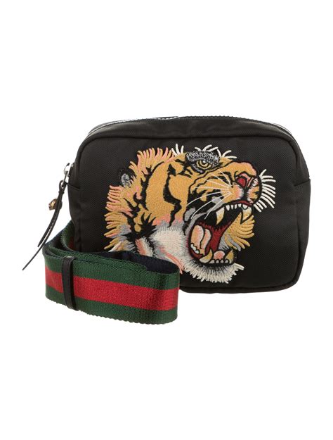 Gucci tiger messenger bag